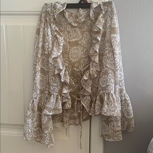 Elegant Ruffled Patterned Blouse